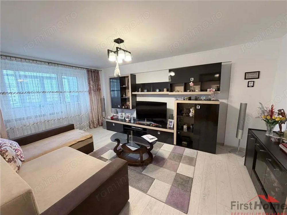 Apartament 3 camere, etaj 7 8, zona ultracentrala, 72mp, mobilat partial