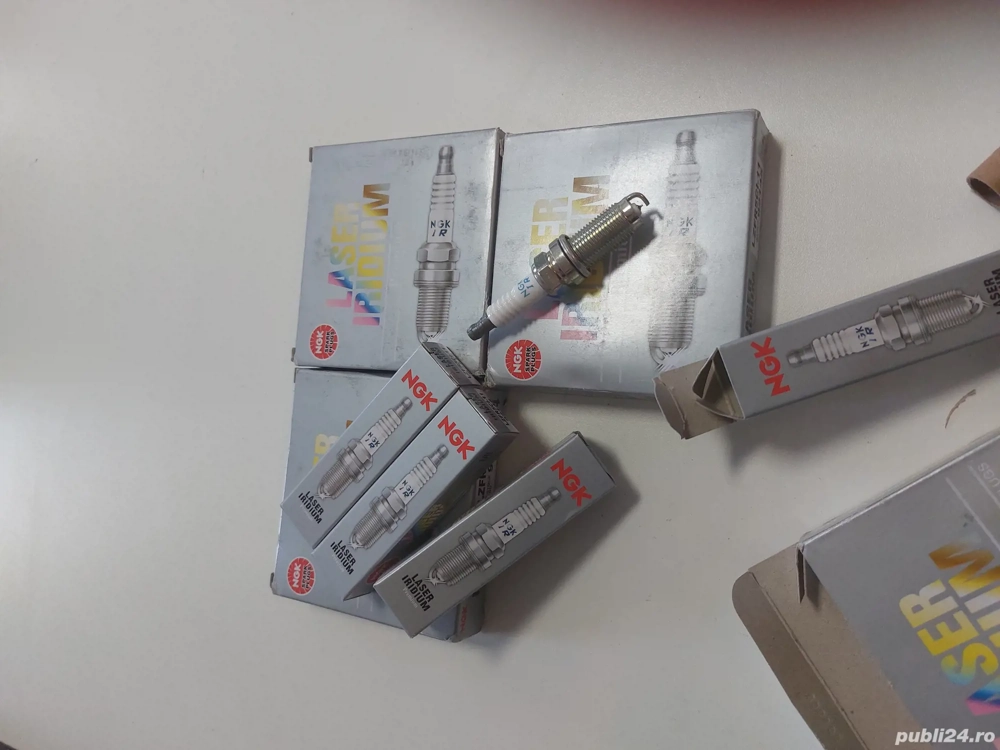 Bujii NGK Dodge Ram 5.7 2018