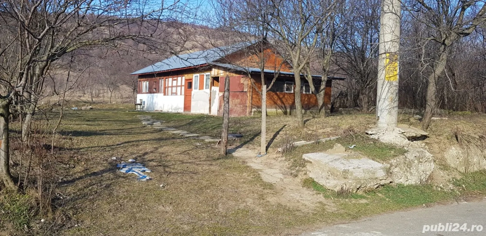 Casa si teren in Urlati
