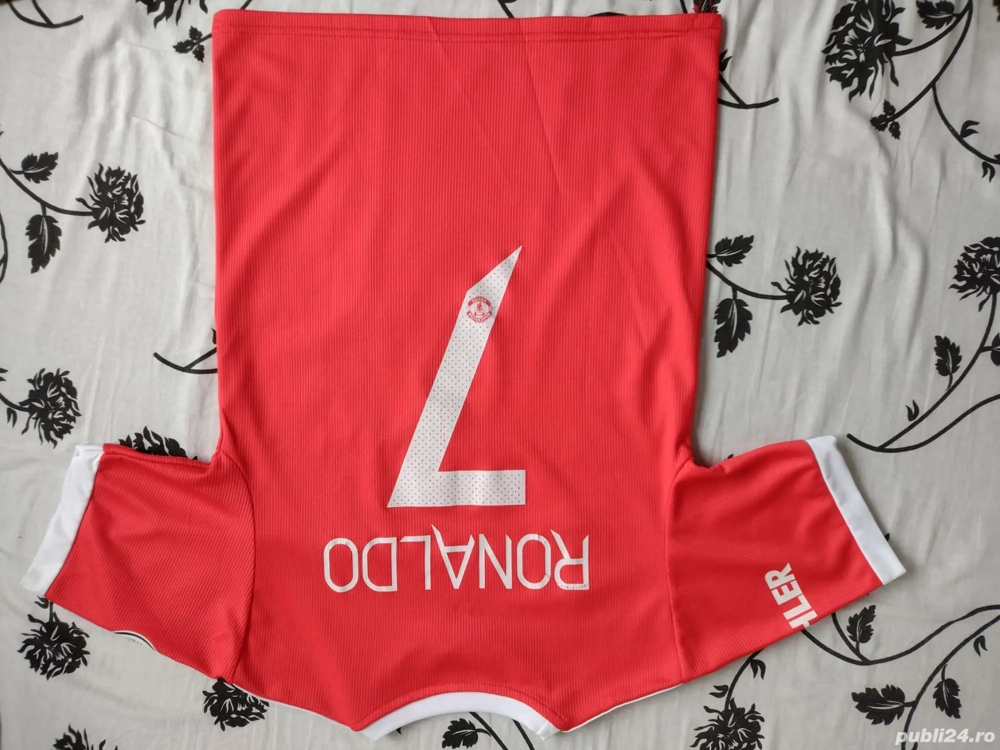 Tricou Cristiano Ronaldo, Manchester United sezon 2021 22, Mărimea S