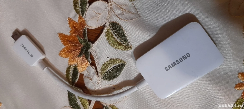 acumulator baterie rezerva la smartphone