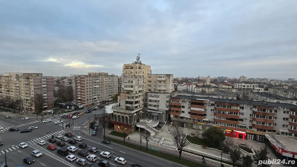 Ofer spre inchiriere apartament 2 camere decomandat Casa de Cultura Constanta