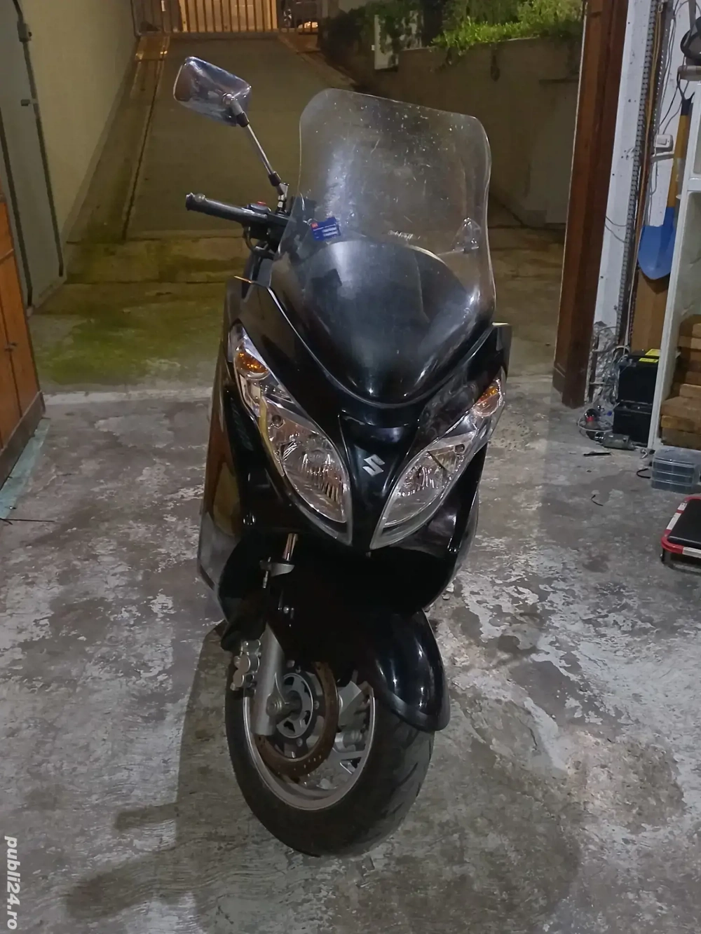 Suzuki Burgman 400 și 200 cc