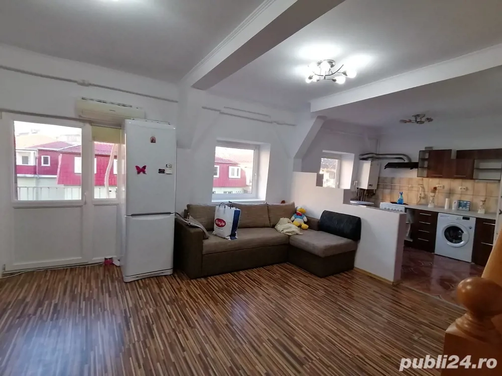 Apartament 3 camere mansarda - Rm Valcea - Cartier Ostroveni 