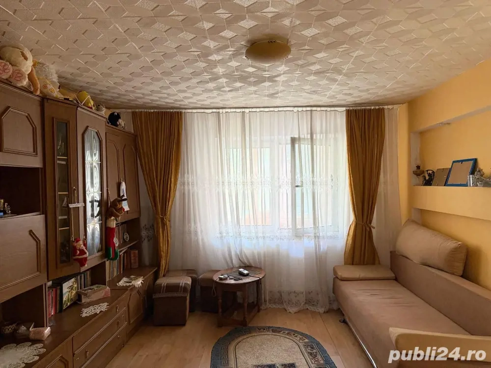 Apt 3 camere, langa mall