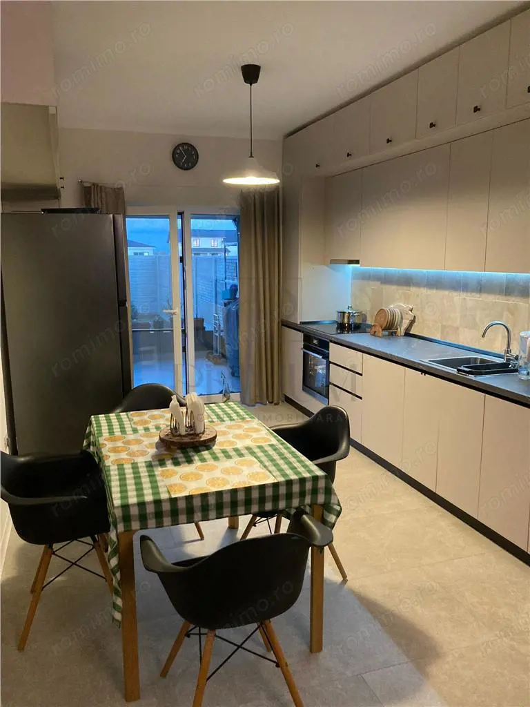 Duplex  partial mobilat - zona excelenta - 3 dormitoare