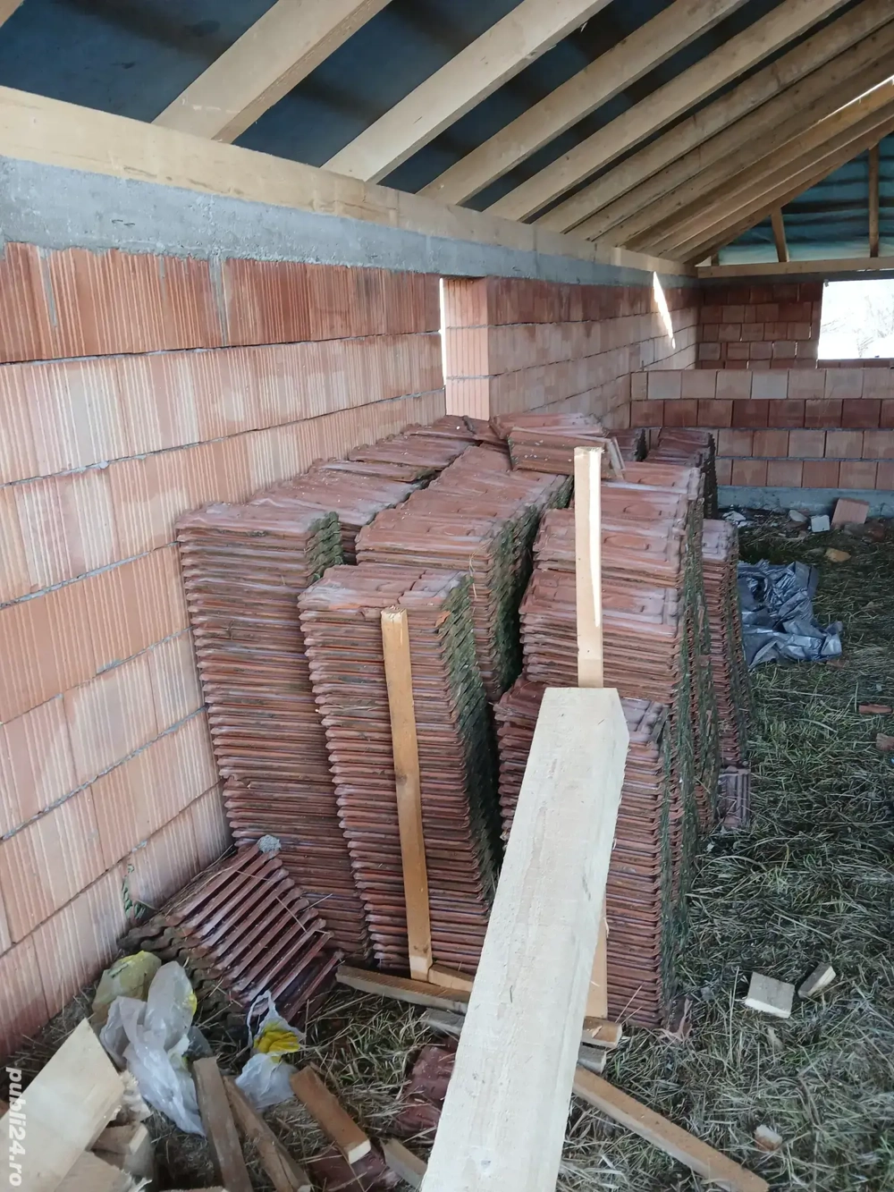 se vinde ce se vede in poza