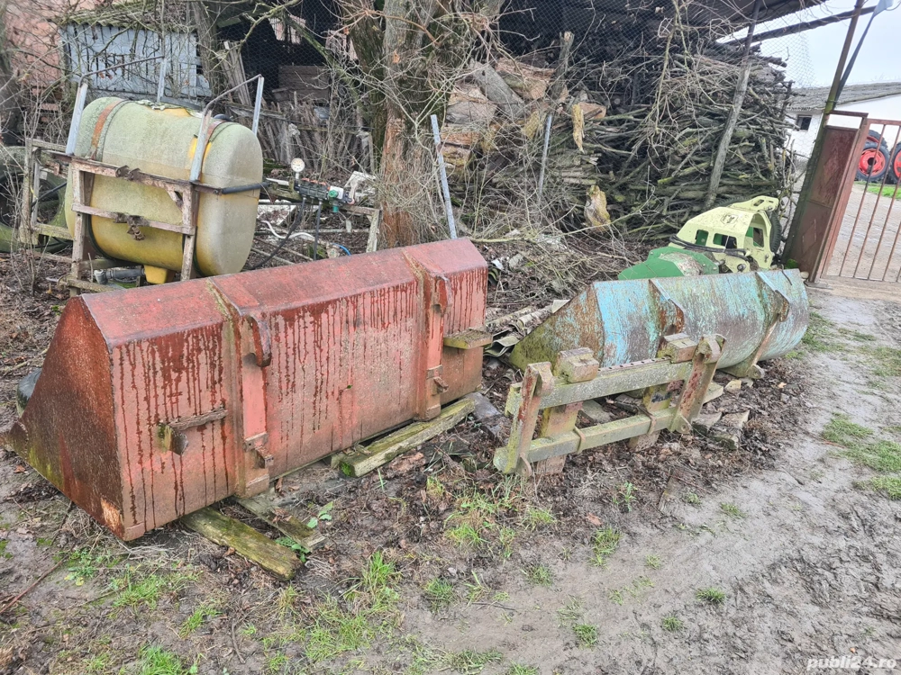 Vând ifron motor 65 cp și două tractoare U 650