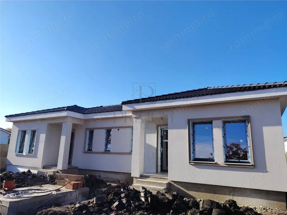 Duplex individual - personalizare interioara - teren 330 mp