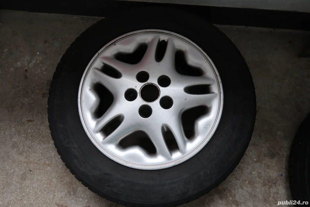 Jante cu cauciucuri de vara si piulite
