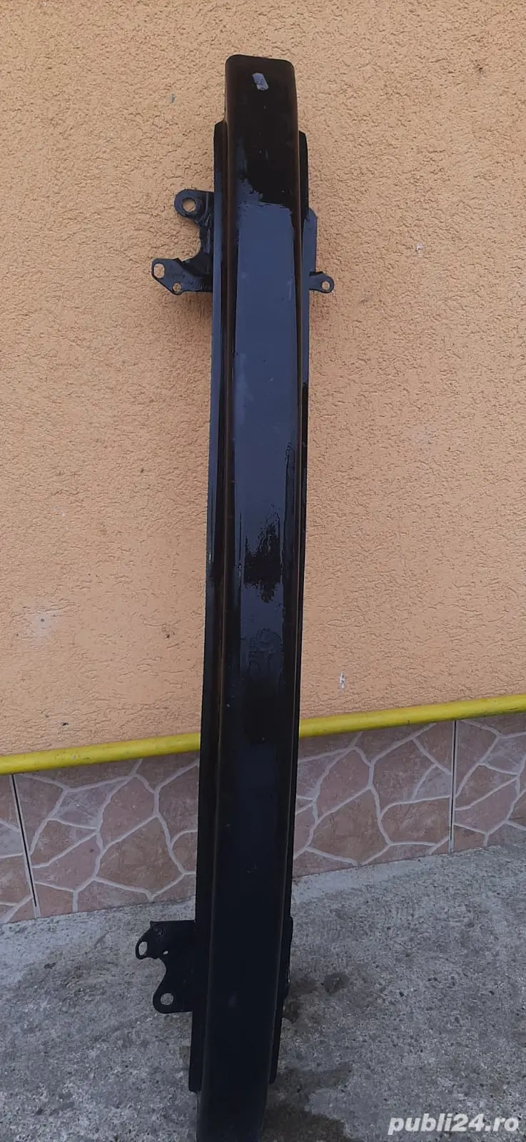 Vând armătură bară față Volkswagen Polo 9N 