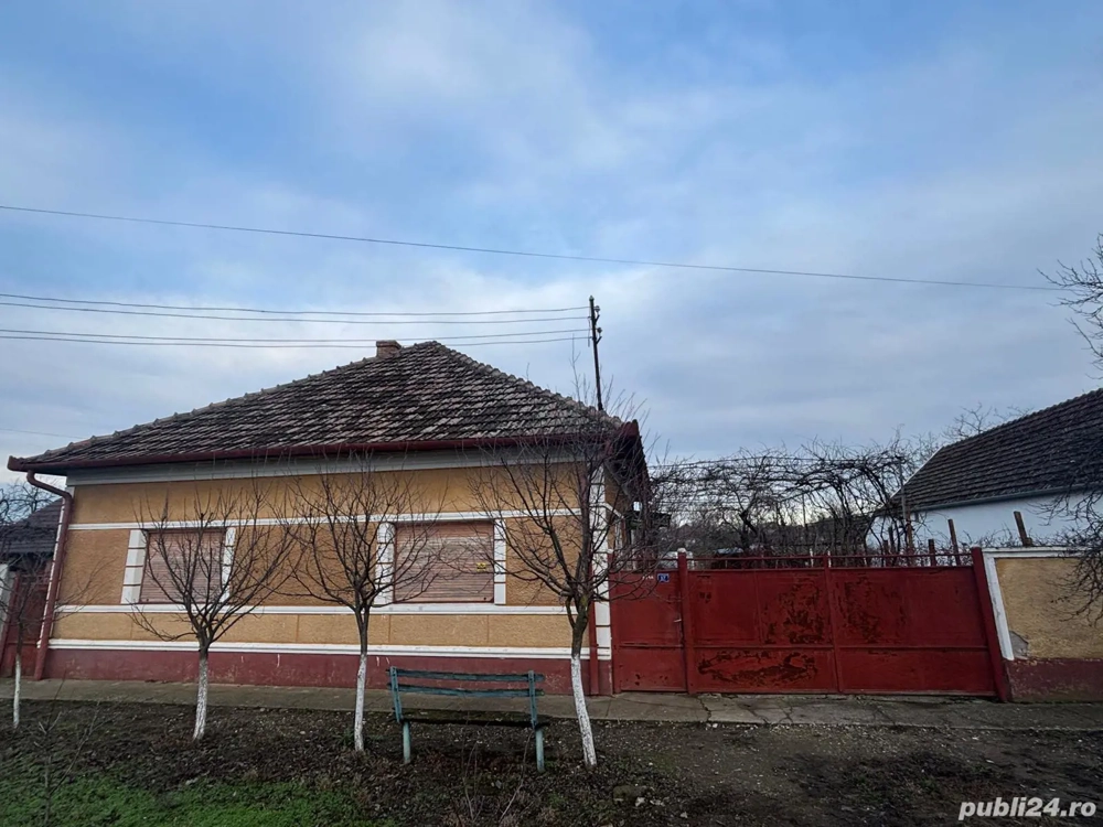 Casa de vanzare