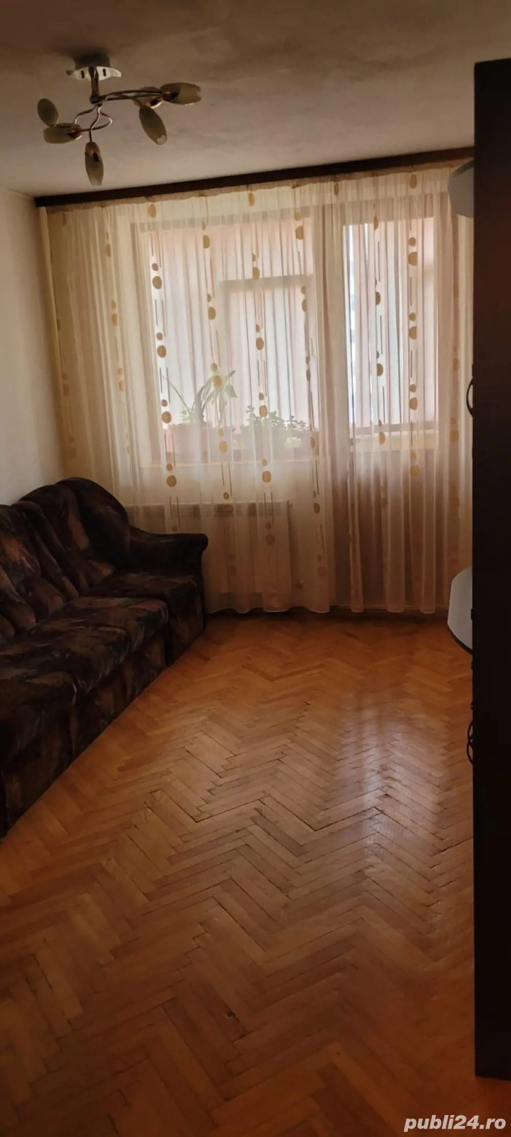 vand apartament 2 camere m19