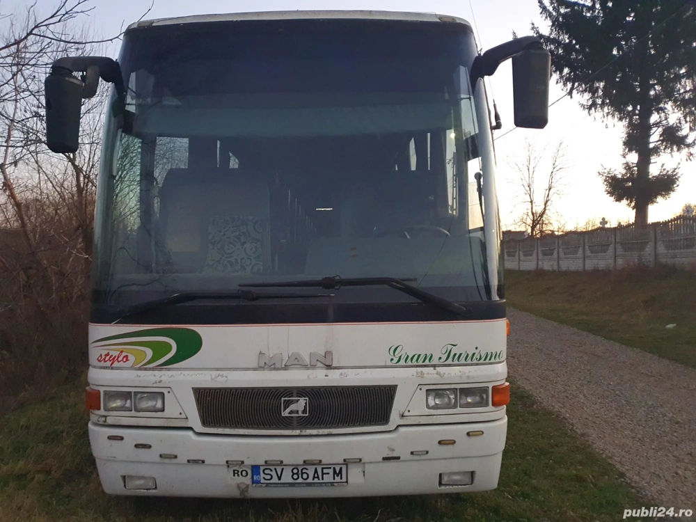 Dezmembrez autobuz MAN M3