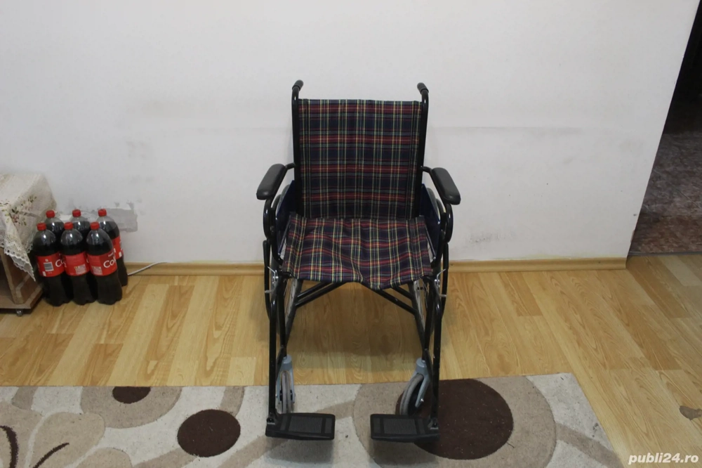 fotoliu rulant pentru persoan cu handicap locomotoriu