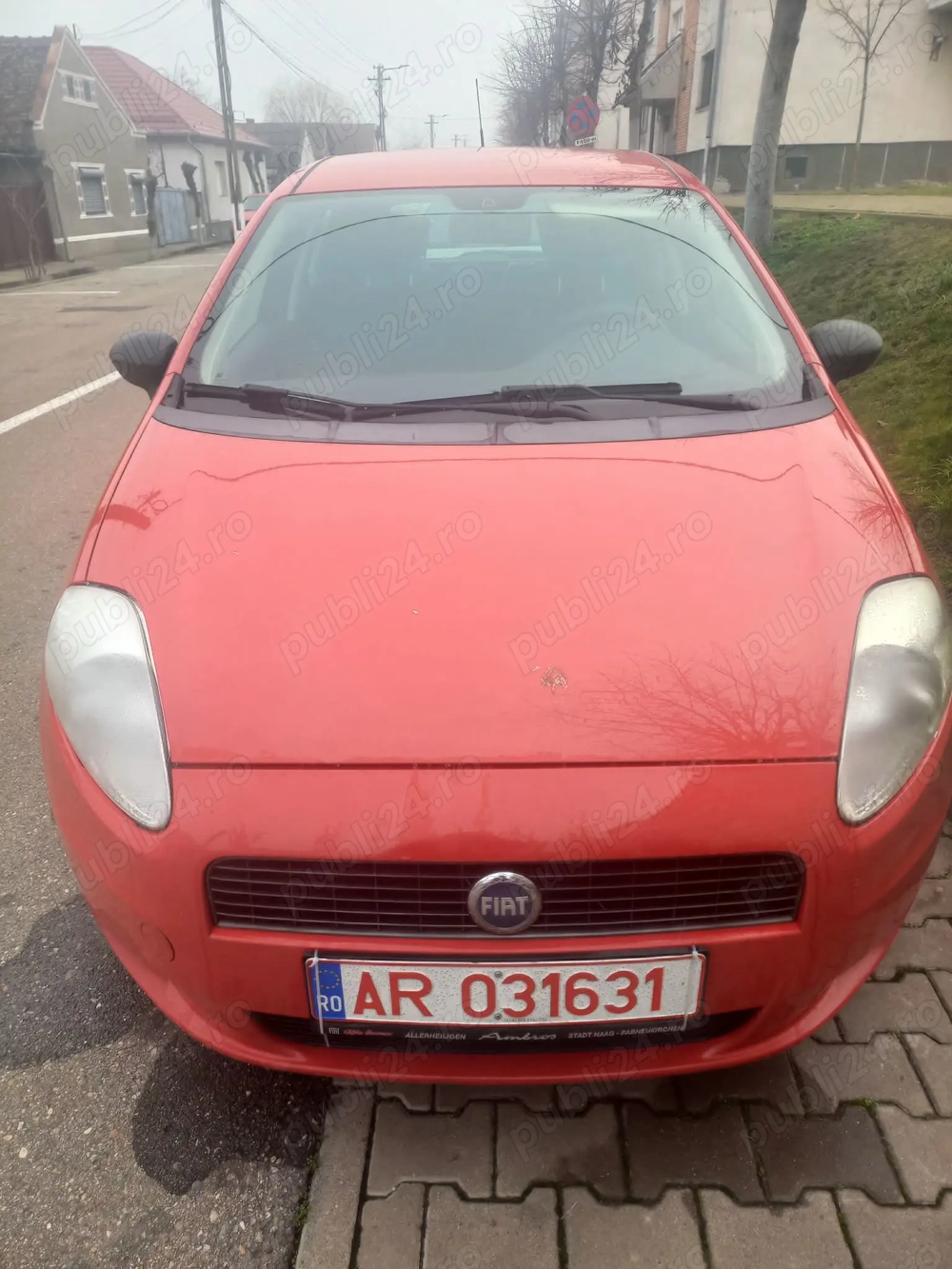 Vând Fiat Grande Punto 1.4 benzină,eventual schimb cu Peugeot 107,Citroen C1. 