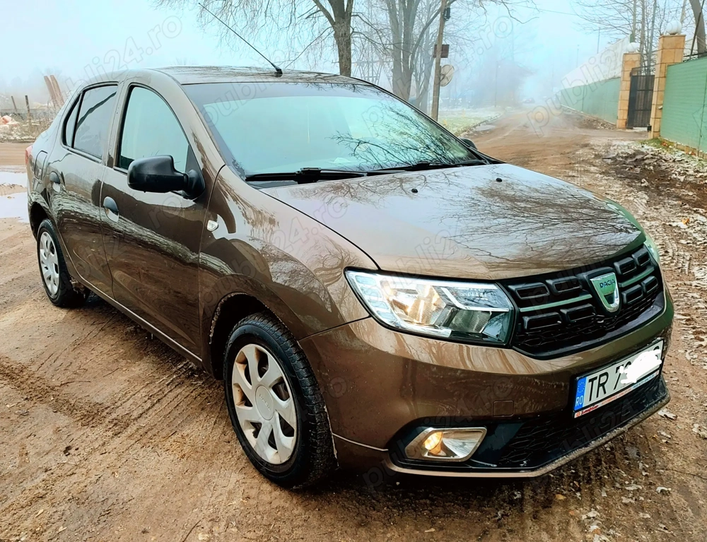 Vând Dacia Logan 