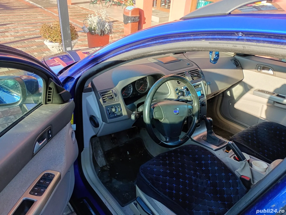 vând Volvo V50 