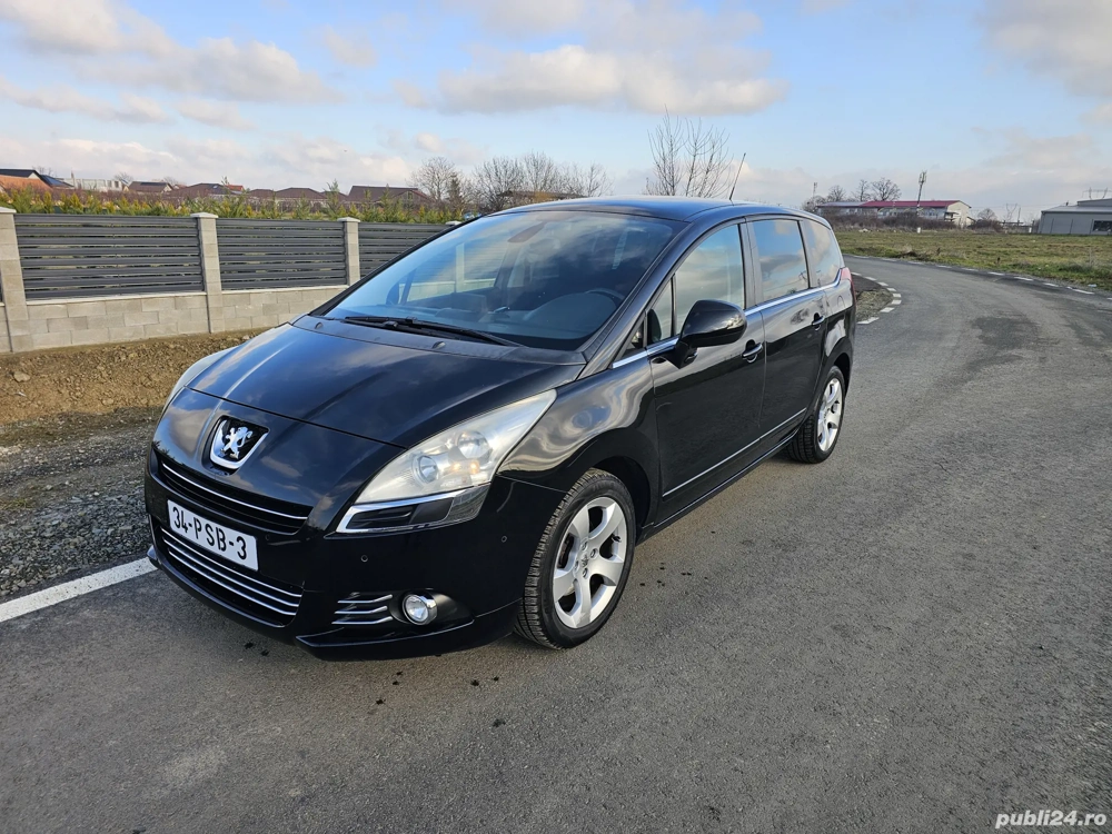Peugeot 5008 benzina 7 locuri 