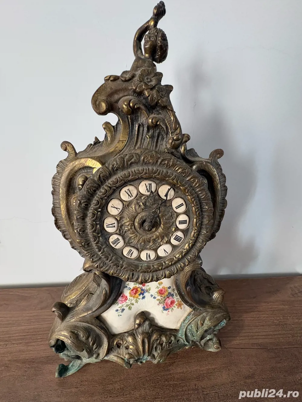 ceas de semineu stil baroc rococo