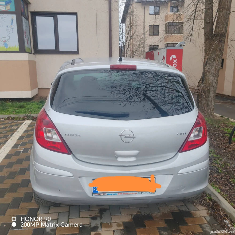 Vând Opel Corsa D