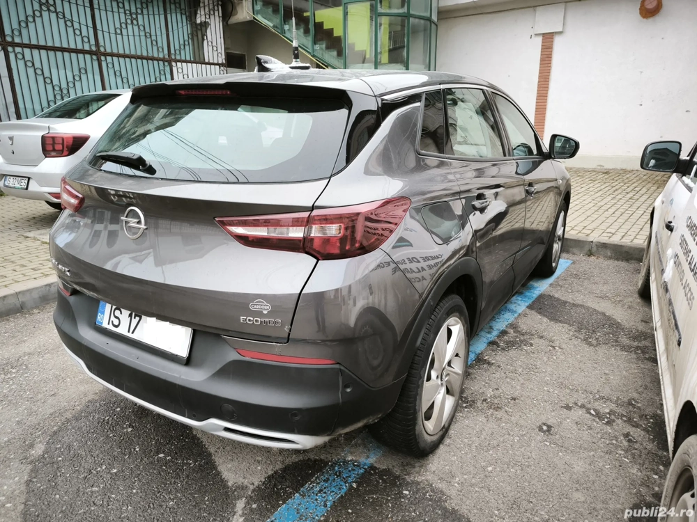 Opel Grandland X 2020 1.2 benzina, automat, 58560 km