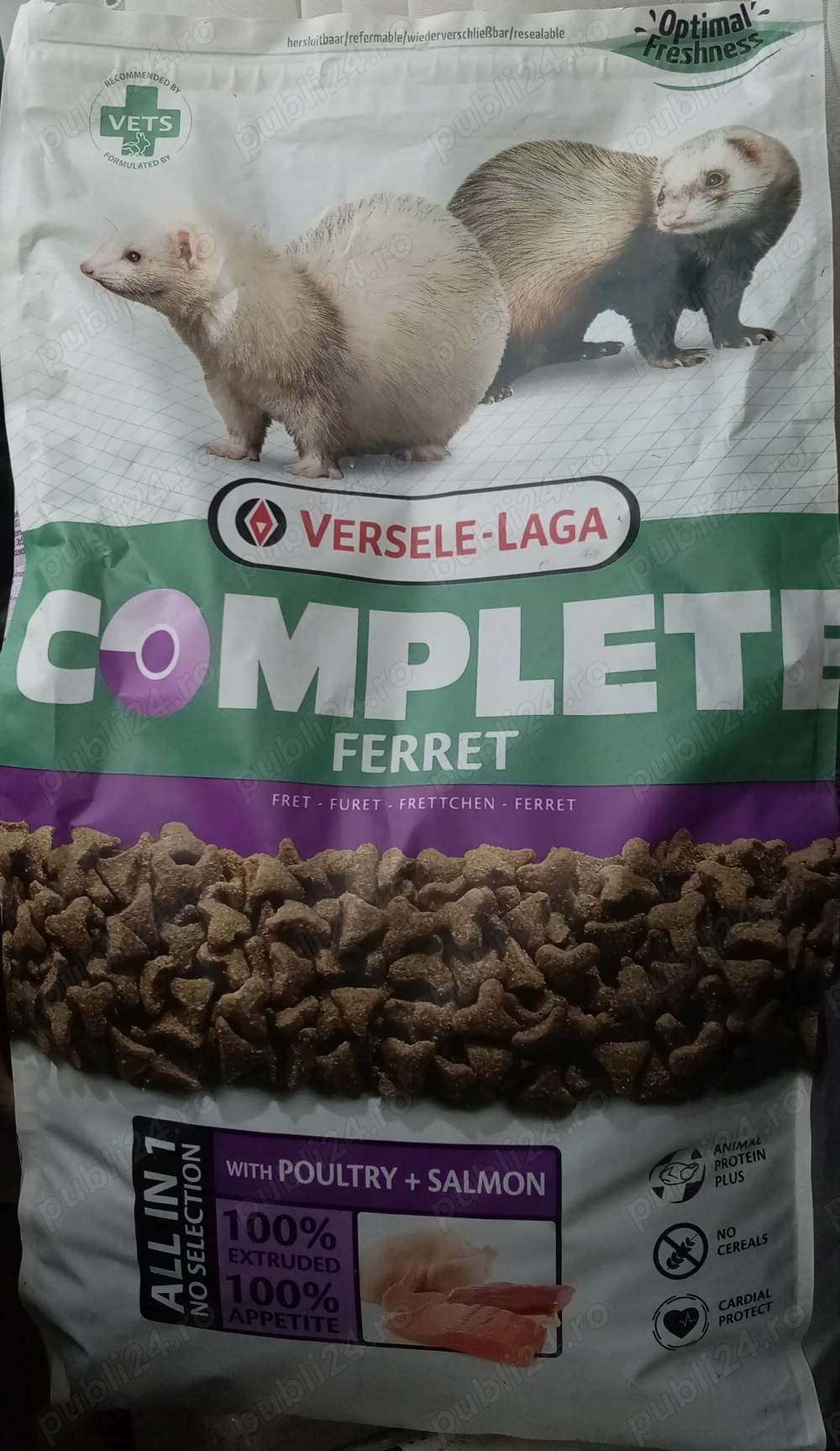 GRATUIT: Hrană completă pt DIHORI (expirata, vedeti in poze)