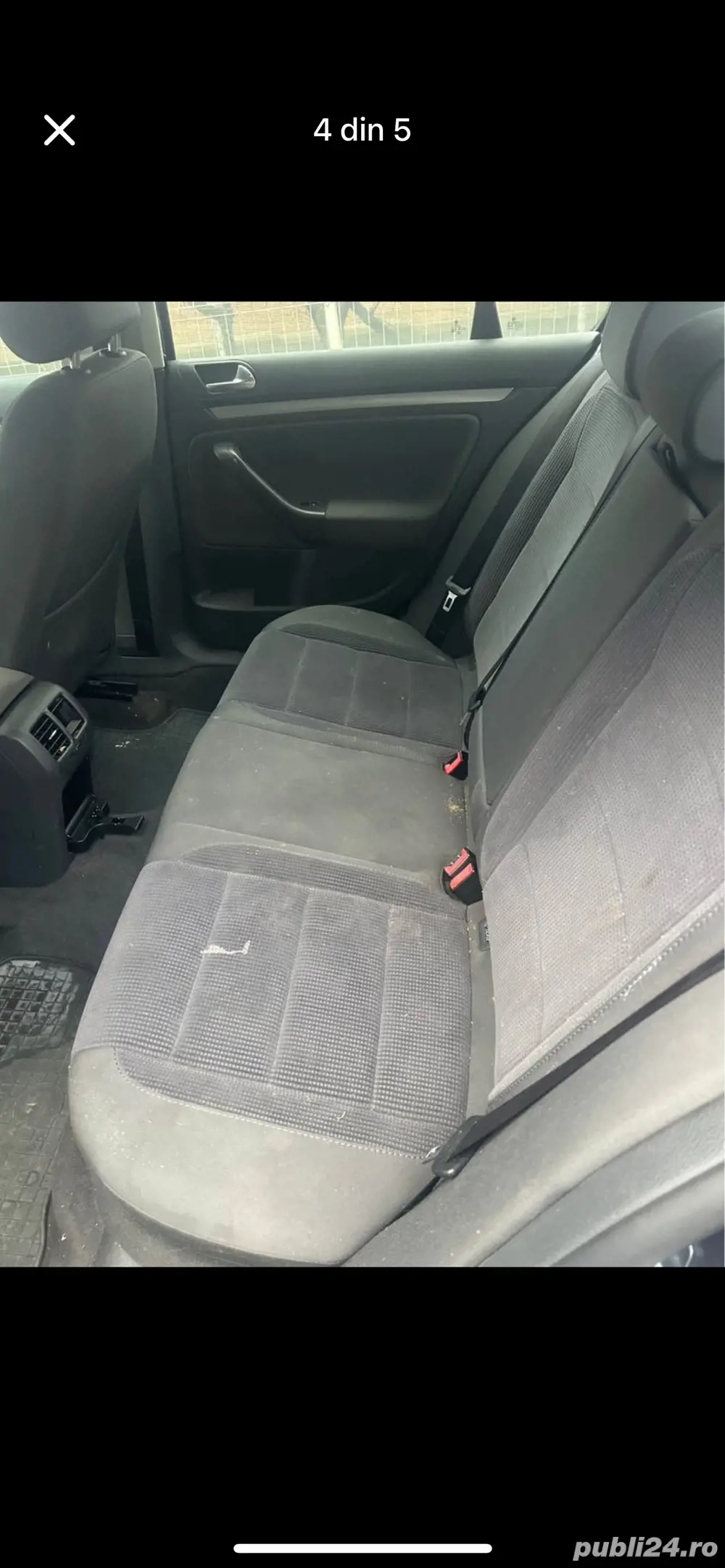 Dezmembrez sau vand intreaga VW Jetta 1.6 benzina