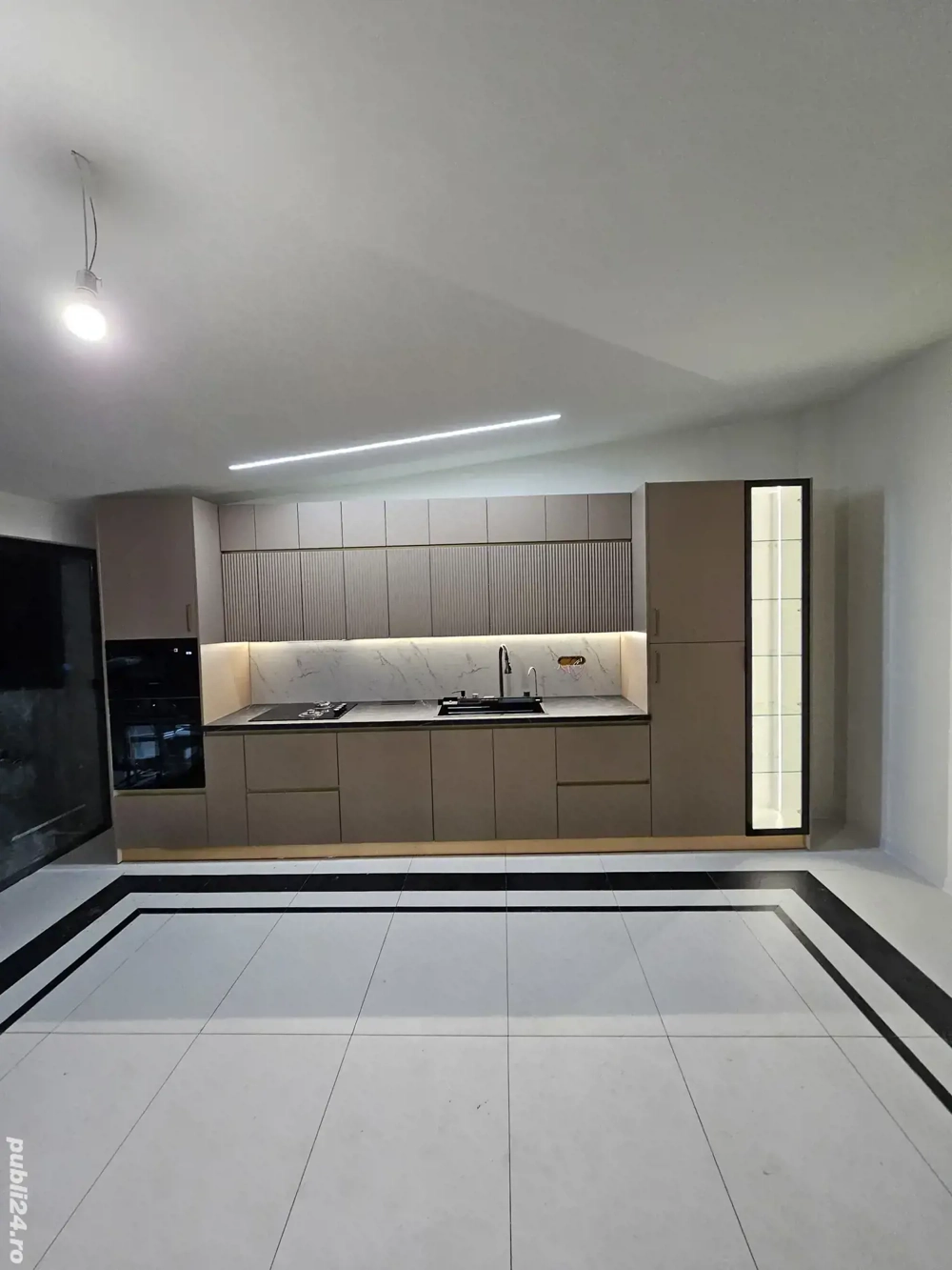 Angajez manipulant, montator mobila la comanda 