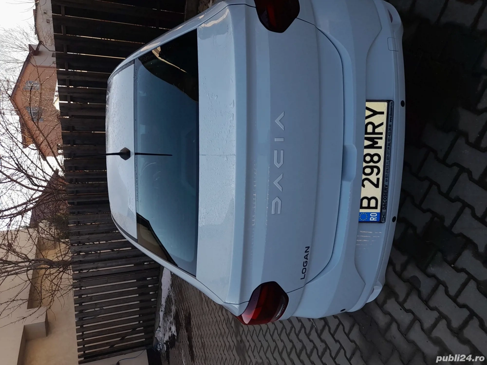 Vand  dacia logan primul proprietar