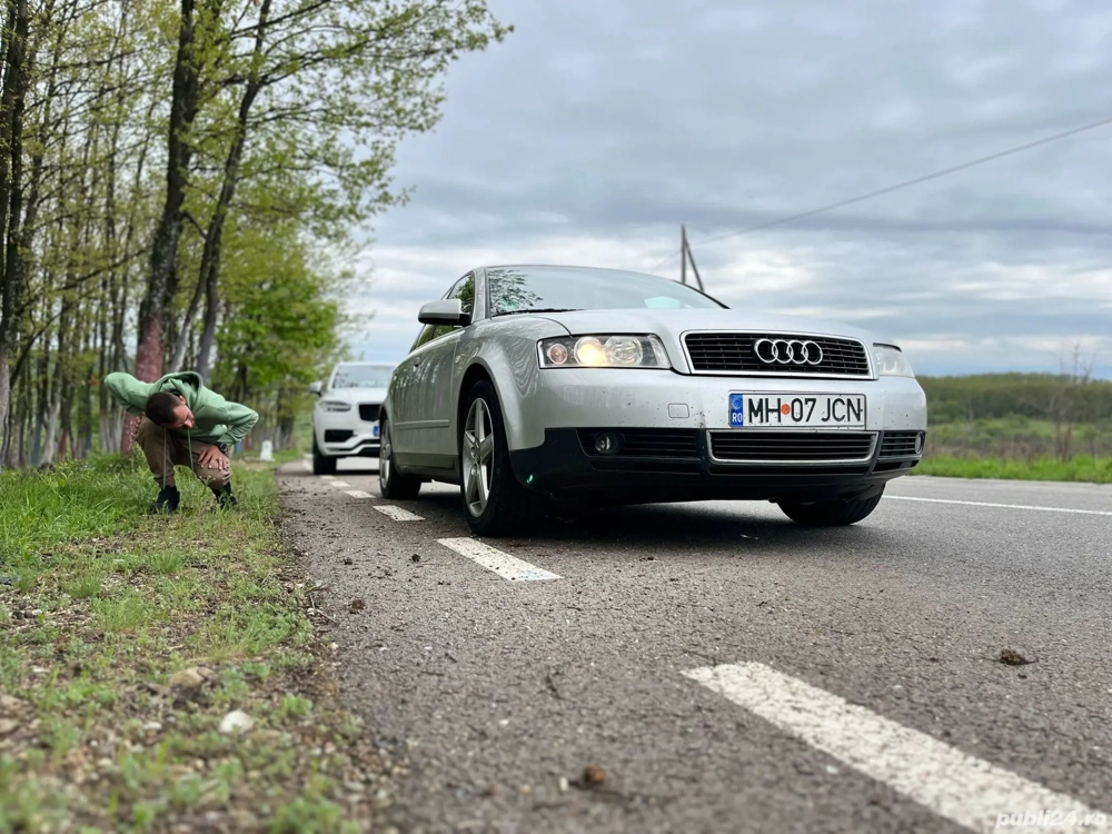 Vând sau schimb audi A4 B6 la prețul de 1300