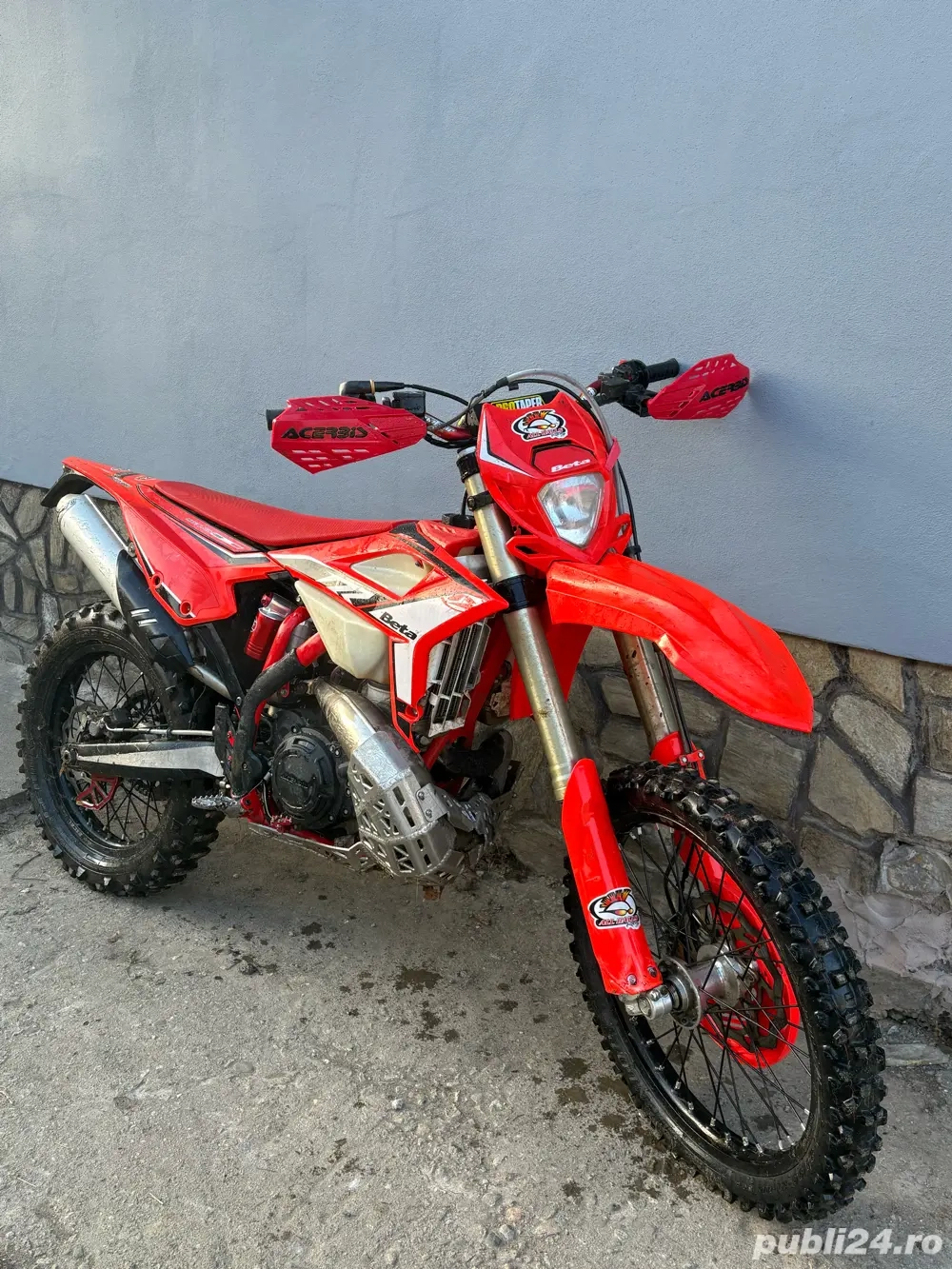 BETA Rr300 2T 2022 80 ore full protectii!