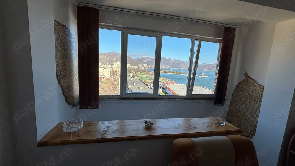 Apartament 2 camere de închiriat   Carrefour, etaj 8