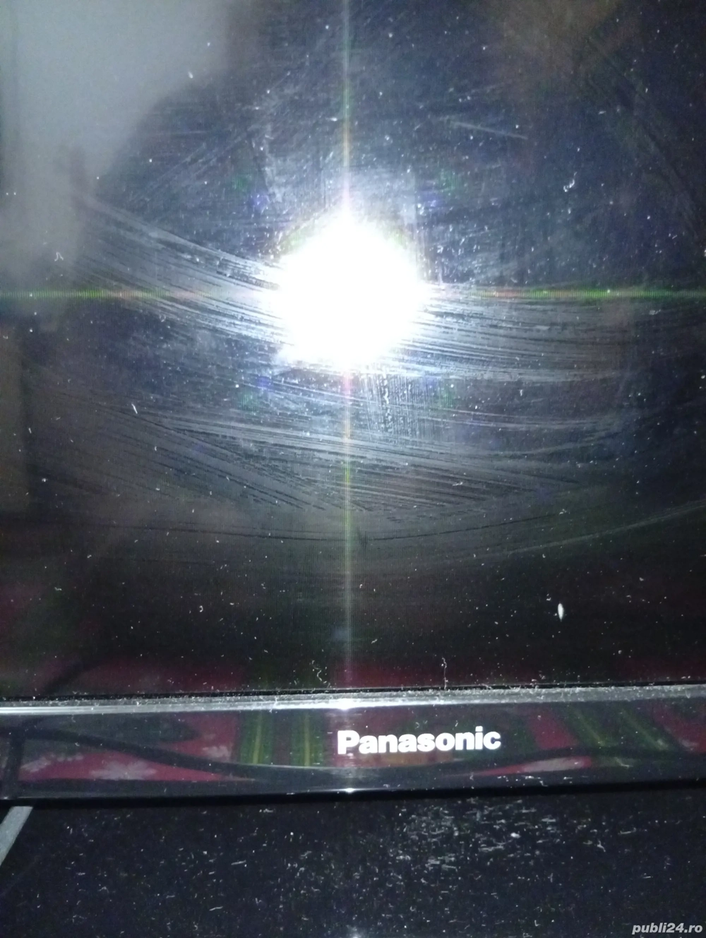 Televizor de vânzare marca Panasonic, diagonală 105 cm, 400 Ron neg.