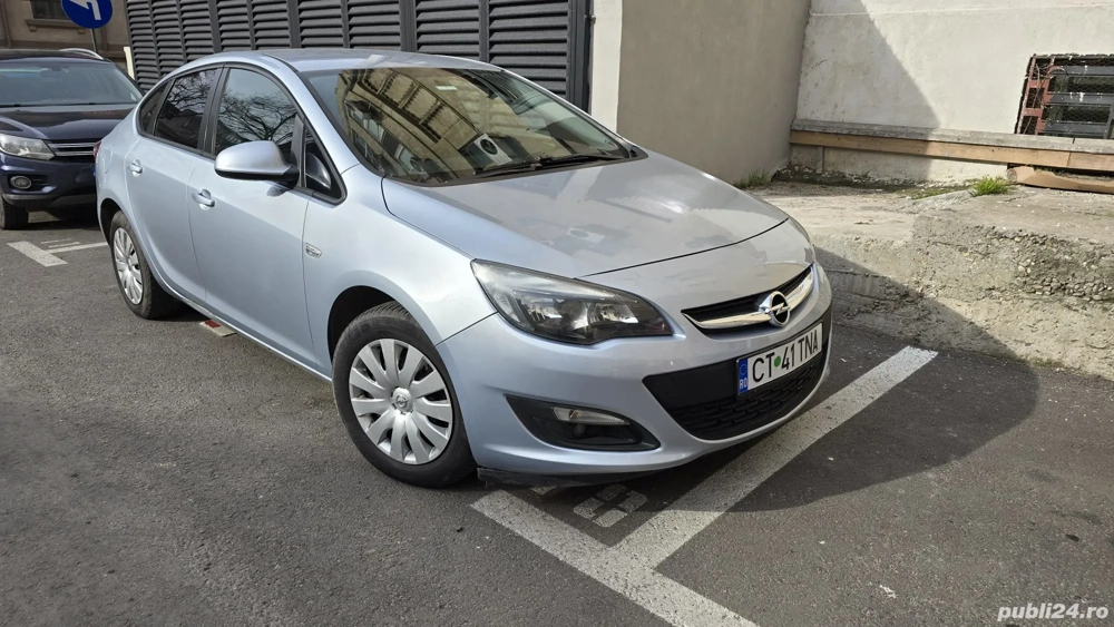 Opel Astra J 2016 Gpl
