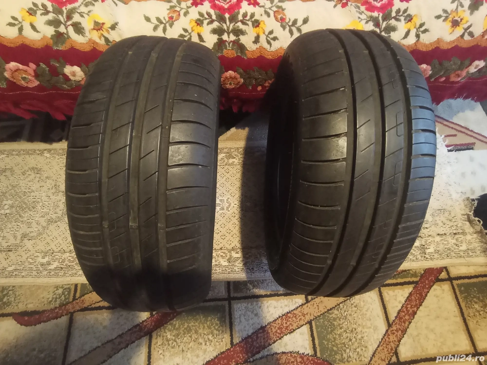 Vând 2 anvelope Vară Goodyear + 2 anvelope Kumho 195/60/R15 + bonus 2 anvelope Michelin 