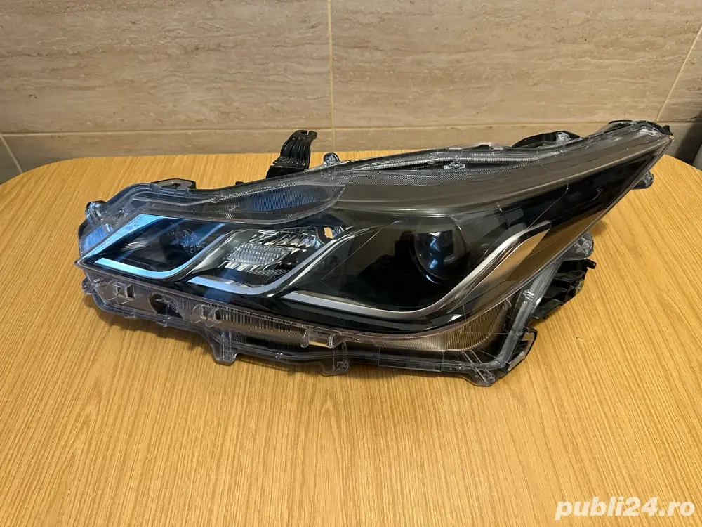 far stanga toyota corola 2018-2022