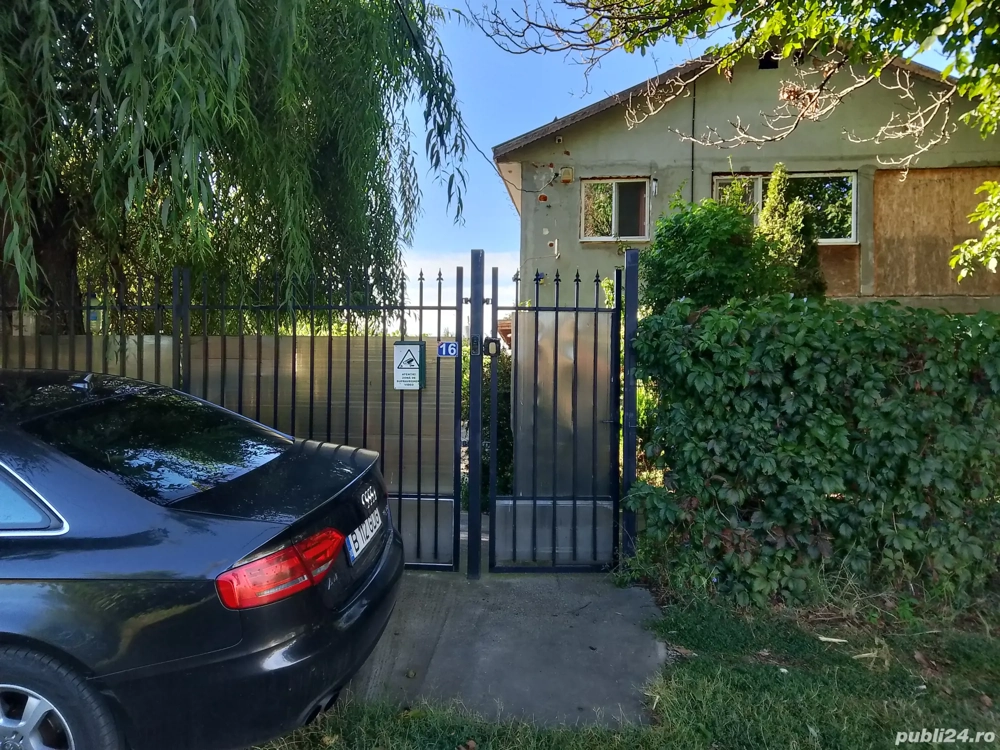 Casă P+1 cu teren 700 mp, panouri solare, aproape de București   Livedea, Ialomița