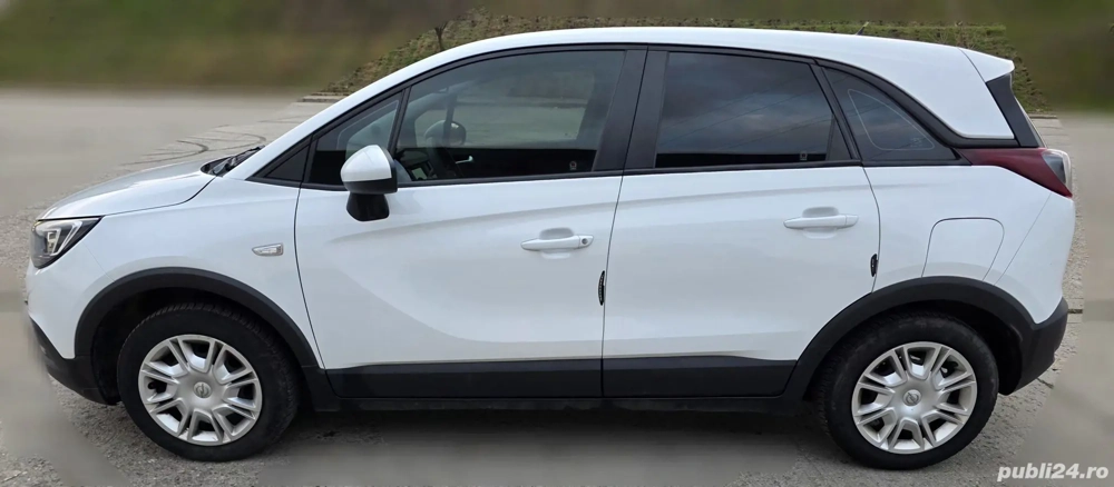 Opel Crossland X (SUV) an fabricatie 2021 Motor 1200 cc  130 CP Benzina  unic proprietar 