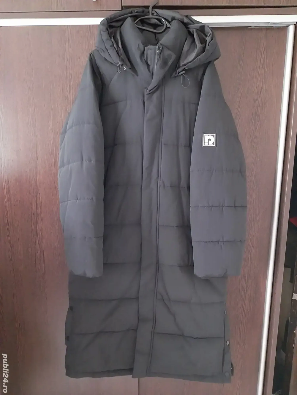 Vand geaca lunga iarna barbati