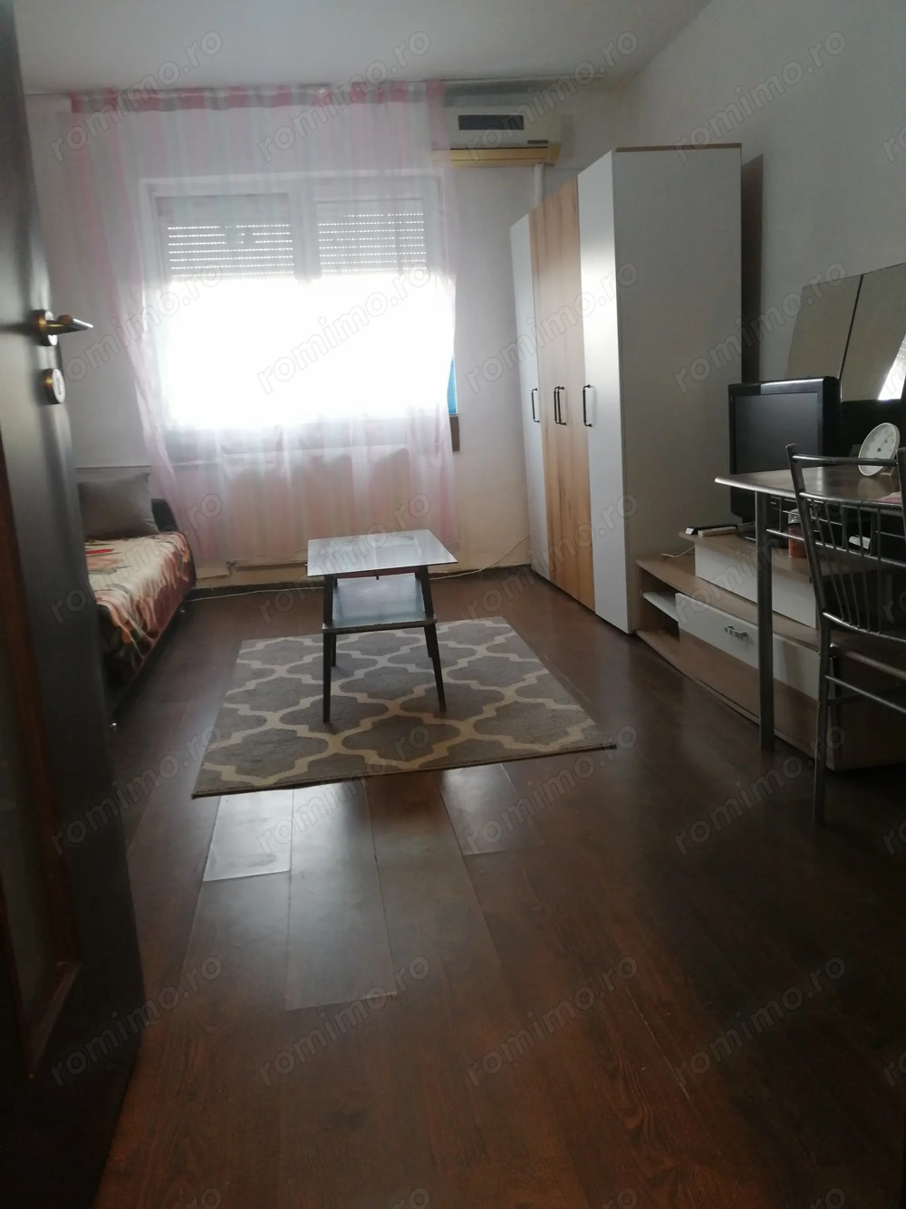 Garsoniera  Buziașului 