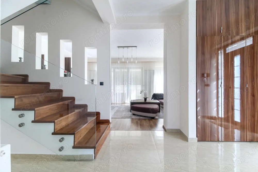 Casa LA CHEIE cu 5 camere si 4 bai, 200 mp, aproape de LIDL, Buna Ziua