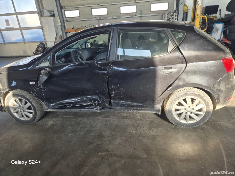 Seat Ibiza avariat partea Stânga 