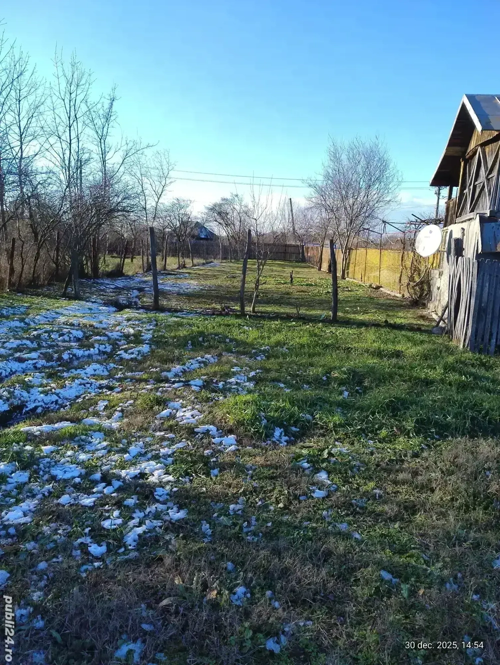 Teren intravilan în Rociu,str.Moșteni,lângă nr.223,asfalt,utilități.