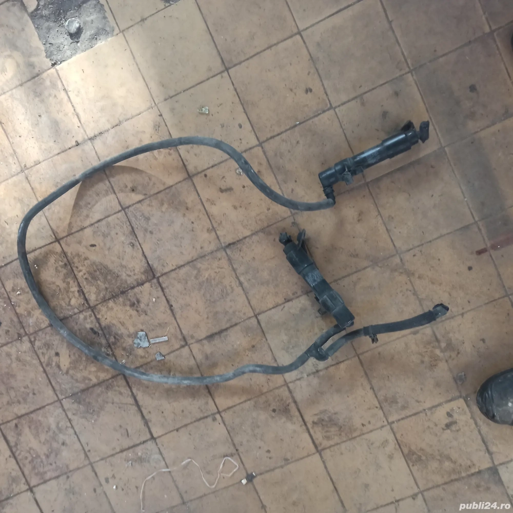 Vând spălător faruri golf 5