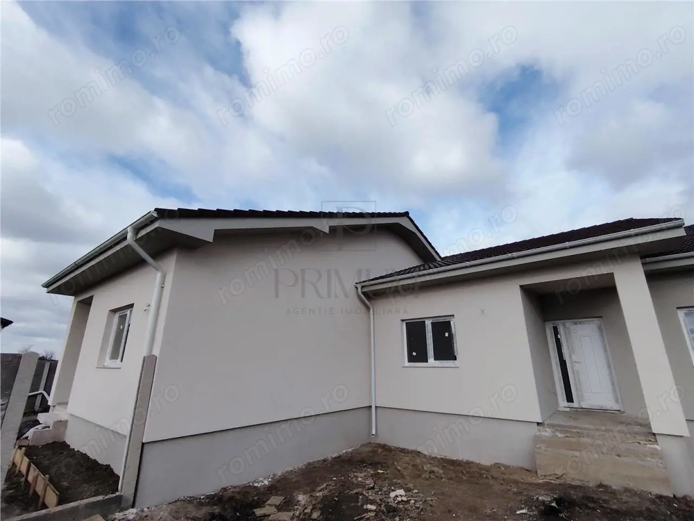 COMISION ZERO - Duplex deosebit - zona linistita - toate utilitatile.