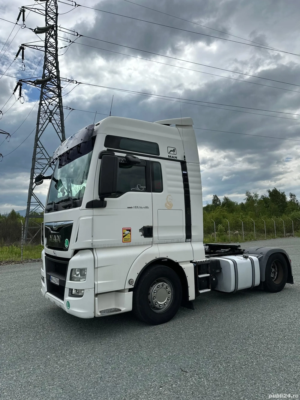 Societatea angajeaza sofer profesionist 