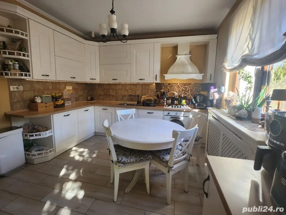 Vanzare casa P+1+Pod mobilata si utilata in Mogosoaia