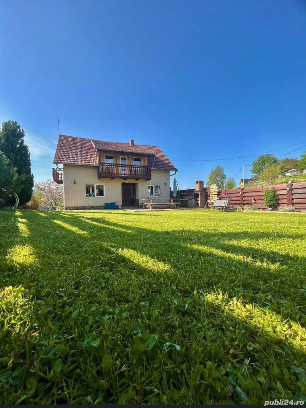 Duplex cu teren generos de 13.600 mp în sat Magura, jud. Brașov