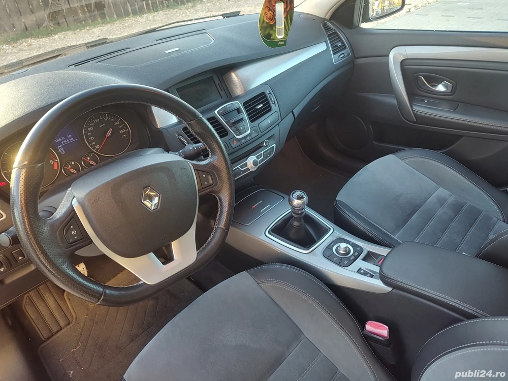 Renault Laguna 2012 2.0 dci 178cp 